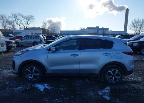 2020 Kia Sportage Lx z USA, uszkodzony, nr VIN KNDPM3AC6L7712831